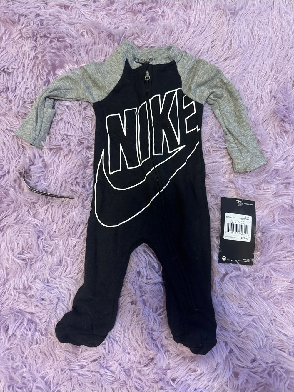 Nike Black & Gray Baby Footed One-Piece Romper